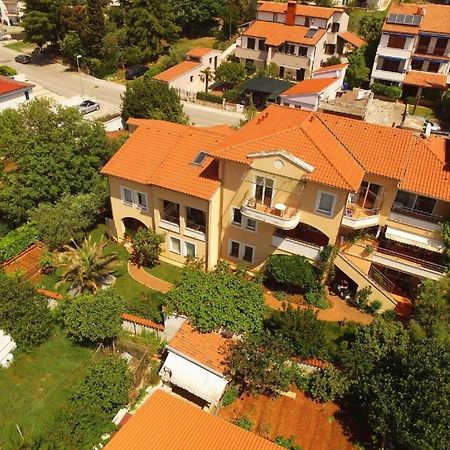 Villa Alexandra 4 Пиешчана Увала Екстериор снимка